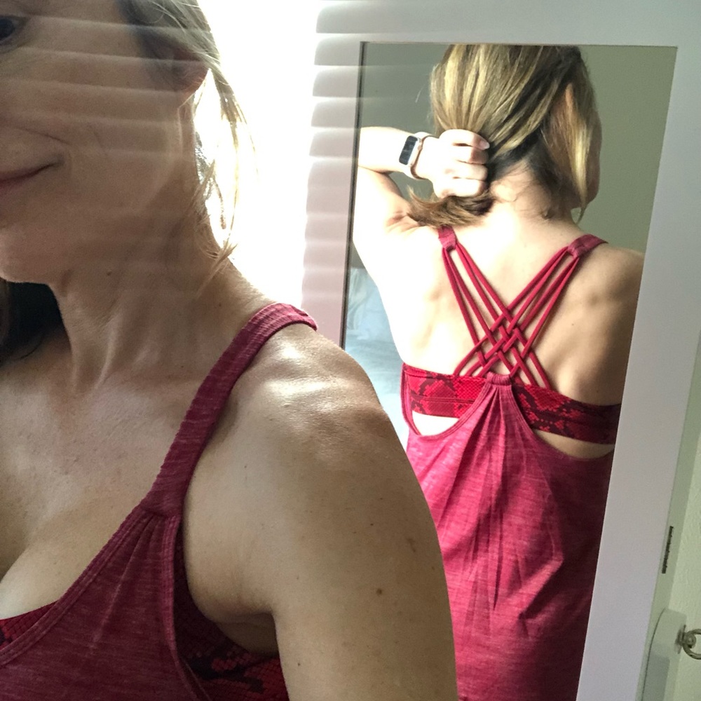 Lululemon wild tank with built in bra